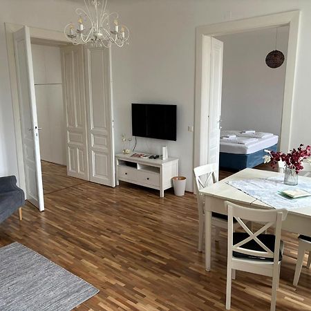 Casa Nostra - Sonnige Wohnung Direkt Am Augarten Vídeň Exteriér fotografie